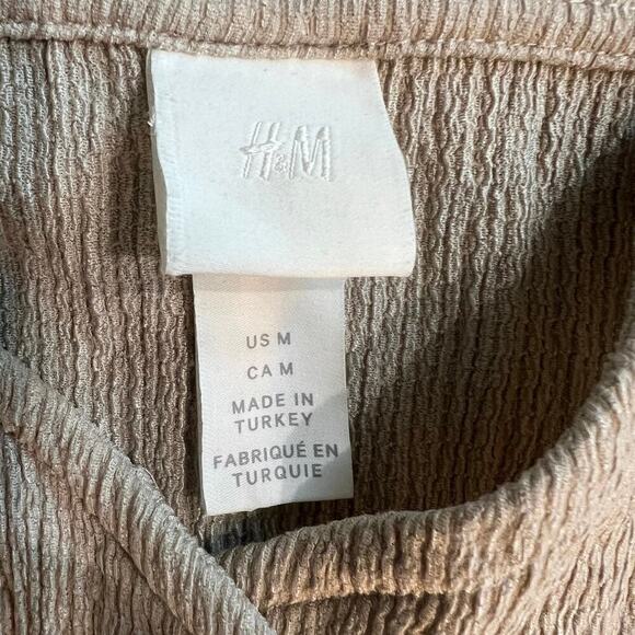 H&M tan crepe sleeveless shorts romper adjustable spaghetti straps NWOT size M - Picture 7 of 11
